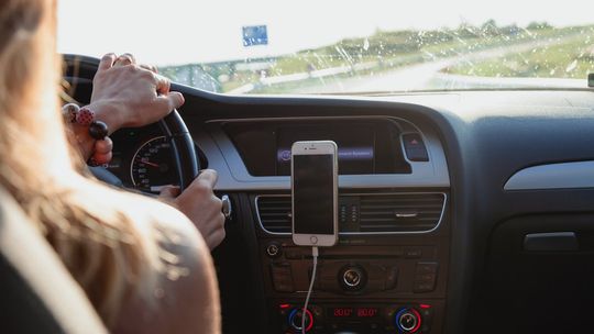 Zmiany w punktach karnych. Czy szkolenia dla kierowców to klucz do bezpieczeństwa na drogach?