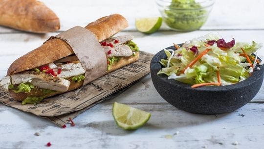 Zyskaj czas i zadbaj o formę – mieszanka sałat Fitness mix marki Eisberg 