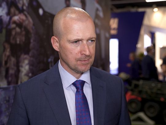 Bezzałogowe pojazdy lądowe coraz częściej wykorzystywane na polu walki. Służą już nie tylko do transportu i ewakuacji, ale też do ataków