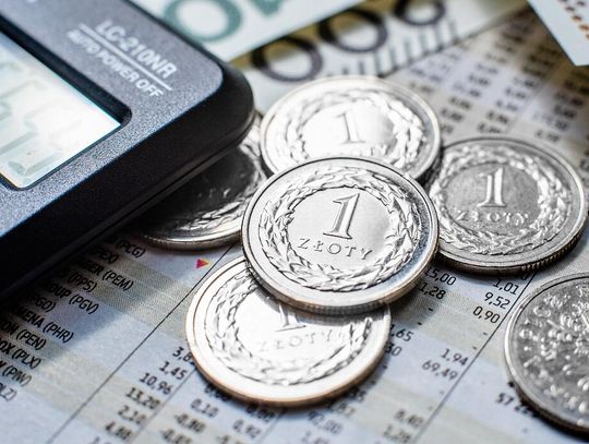 Blisko 50 proc. Polaków dobrze ocenia swoją aktualną sytuację finansową