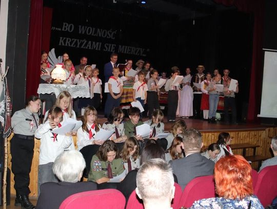 ,,...Bo wolność krzyżami się mierzy" – patriotyczny koncert w GDK