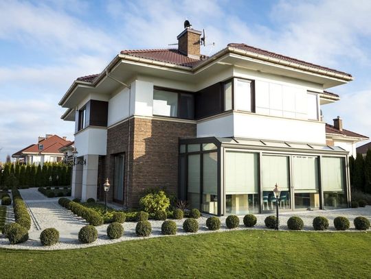 Budujesz dom lub kupujesz mieszkanie? Zwróć uwagę na rozmieszczenie okien!
