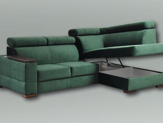 Co powiesić nad narożnikiem na wymiar w salonie?