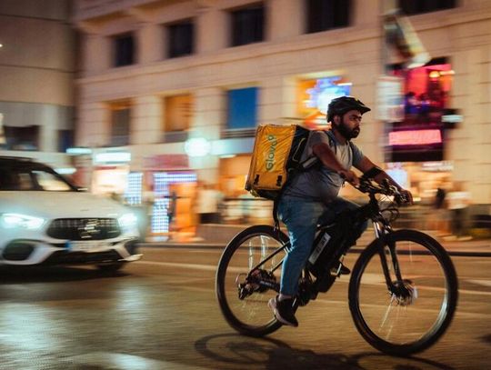 Czy w wyniku unijnych dyrektyw grozi nam monopol na rynku delivery?