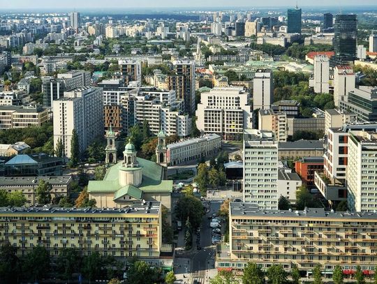 Dlaczego coraz więcej rodzin wybiera centrum zamiast podmiejskiego domu?