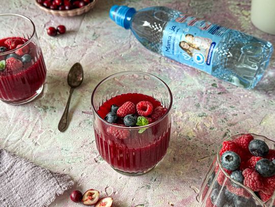 Domowy kisiel żurawinowy z malinami