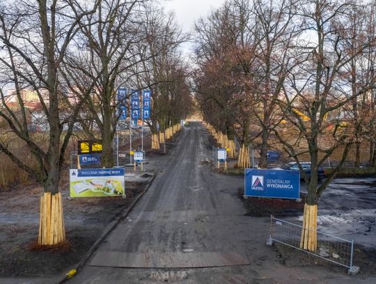 DZIEJE SIĘ W FABRYCE WODY! TRWA PALOWANIE