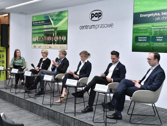 Eksperci: w latach 2022-2024 rosyjska propaganda odpowiadała za większość wpisów o energii i klimacie w Polsce Eksperci: w latach 2022-2024 rosyjska propaganda odpowiadała za większość wpisów o energii i klimacie w Polsce