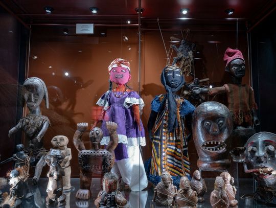 Dzieci magii. Afrykańskie lalki i marionetki.