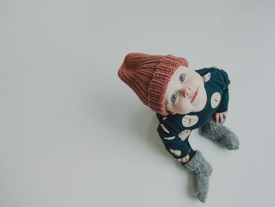 Idealne Kapcie do Nauki Chodzenia: Jak Wybrać Najlepsze dla Twojego Malucha