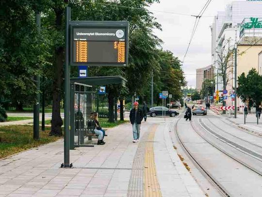 Innowacyjne technologie w budowie i modernizacji torowisk kolejowych i tramwajowych