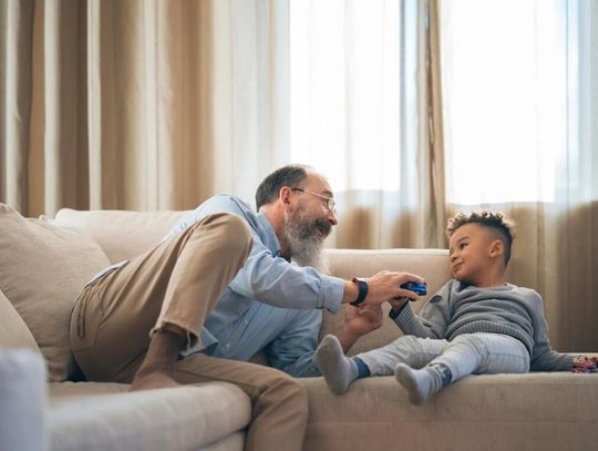 Jak przygotować się do jesieni? Zadbaj o aktywność fizyczną i odpowiednie naświetlenie