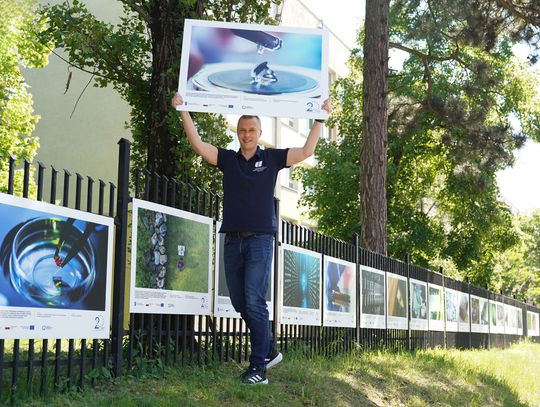 „Kolory Nauki" – plenerowa wystawa na ZUT z okazji 20-lecia Polski w Unii Europejskiej