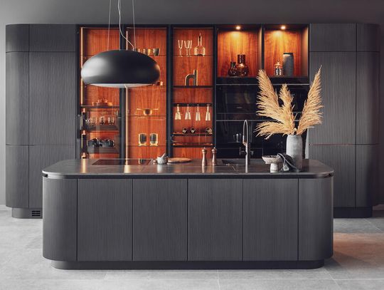 Kuchnia ciemna czy jasna? Jesień pokazuje, co działa lepiej