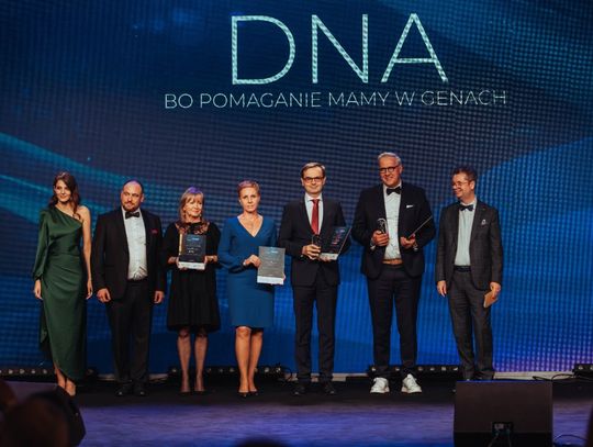 Laureaci nagrody DNA - bo pomaganie mamy w genach