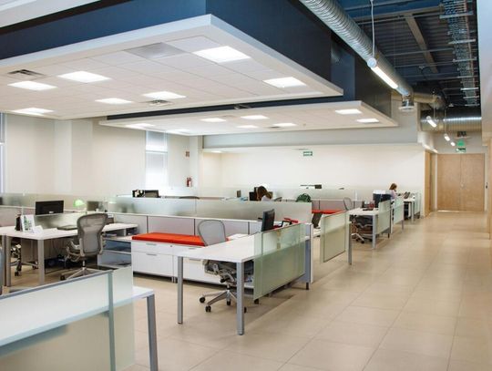 Leasing oświetlenia – jakie korzyści niesie dla firm i inwestorów?