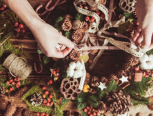 Mikołajki i święta. Sprawdź, jak drobne decyzje mogą zmniejszyć ilość odpadów