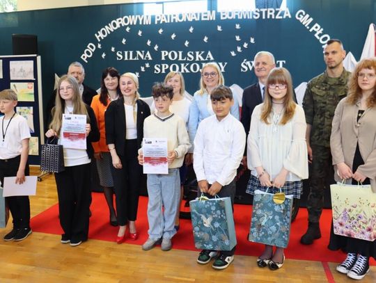 „Młodzi artyści z Powiatu Gryfickiego oddali hołd Ojczyźnie w konkursie „Silna Polska – Spokojny Świat” „Młodzi artyści z Powiatu Gryfickiego oddali hołd Ojczyźnie w konkursie „Silna Polska – Spokojny Świat”