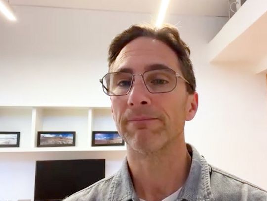 Naukowcy zbadali, co znaczy być „cool” w różnych kulturach. Wyróżnili sześć uniwersalnych cech takich osób