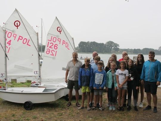 Nowe łódki dla młodych nowogardzkich żeglarzy