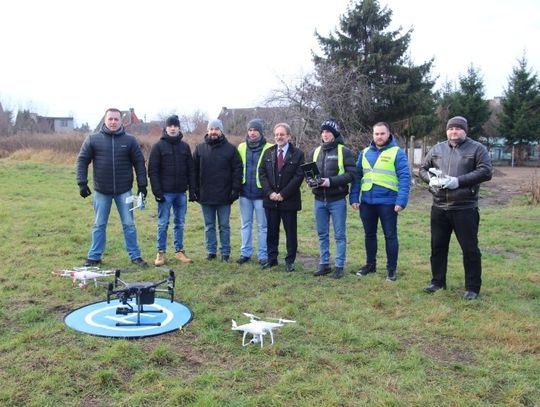 Nowoczesny dron w służbie policji, straży pożarnej i formacji OC w powiecie gryfickim