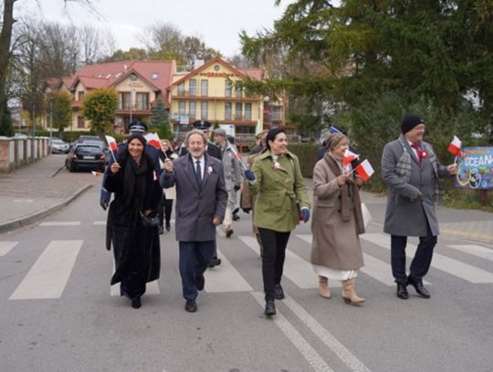 Obchody Powiatowo-Gminnego Święta Niepodległości w Rewalu