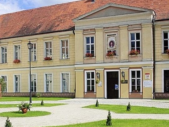 OTRZYMAŁ DOFINANSOWANIE Z MINISTERSTWA EDUKACJI NARODOWEJ  Z PROGRAMU PN. "Nasze tradycje" na 2025r.