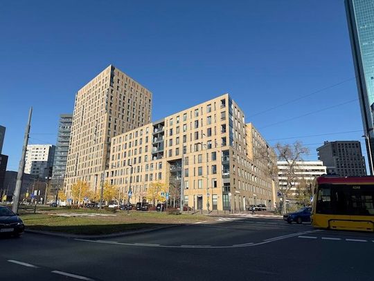 Parter handlowy przy ulicy Stawki w Warszawie sprzedany