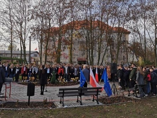 Patriotyczną pieśnią w gryfickim „Miłoszu”uczczono Święto Niepodległości 