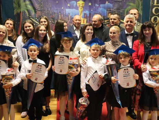 Podwójne święto w Modlimowie – Dzień Edukacji Narodowej i ślubowanie pierwszoklasistów