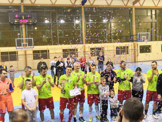 POLONIA  ZWYCIĘŻA  W  II EDYCJI  REGA  ARENA  FUTSAL  LIGI