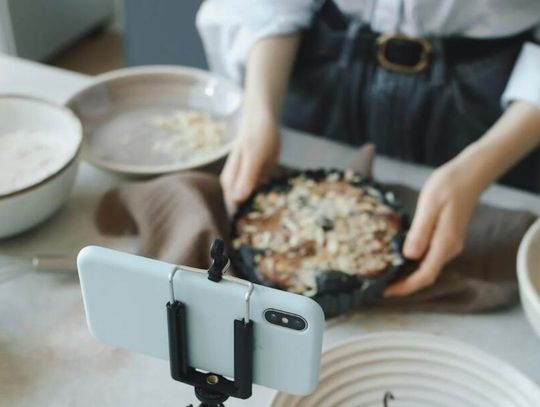 Poznaj tajemnice najbardziej viralowych dań z żółtym serem prosto z TikToka
