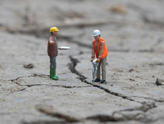 Pracownik pod wpływem? Ryzyko, które może kosztować firmę miliony