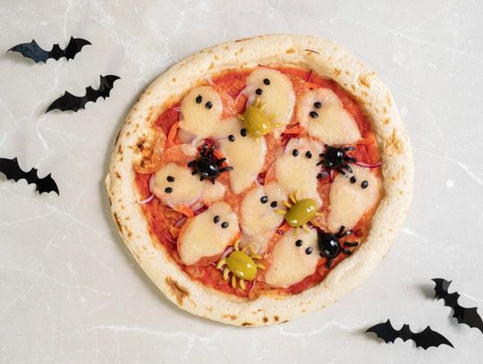 Przekąski na Halloween – ser żółty w nietypowych kształtach