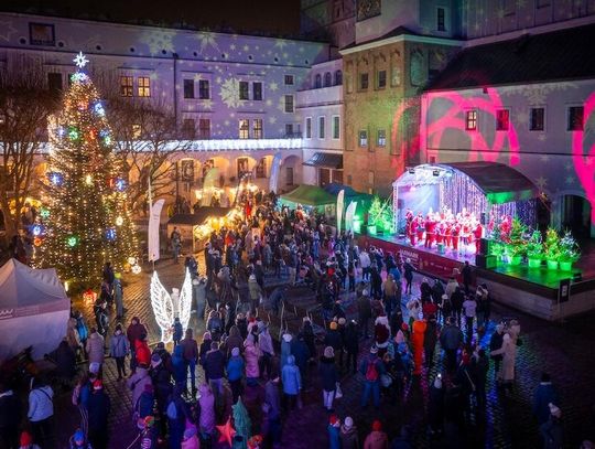 Rozbłyśnie choinka na Zamku