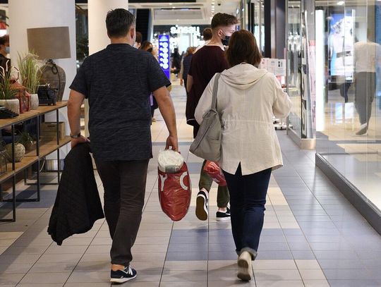 Spadki ruchu i liczby klientów w galeriach i centrach handlowych. Branża po trzech kwartałach na minusie