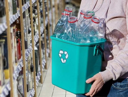 System kaucyjny na razie działa w teorii. Konsumenci są zdezorientowani i potrzebują lepszej edukacji