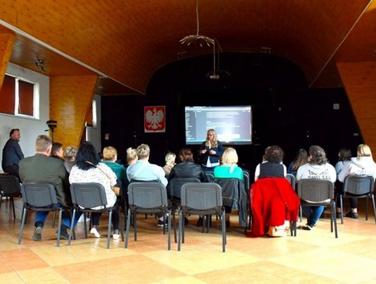 SZTUCZNA INTELIGENCJA W KULTURZE I CODZIENNYM ŻYCIU