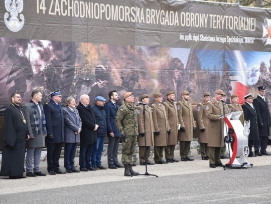 Uroczysta przysięga wojskowa żołnierzy WOT