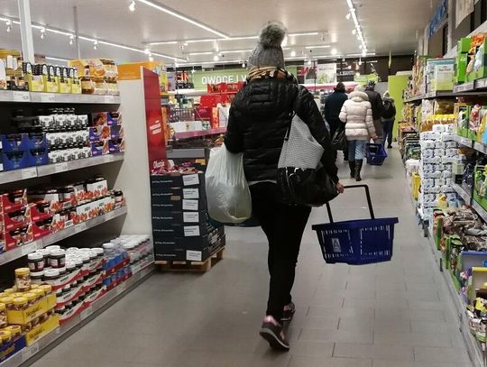 W tym roku ceny przed świętami mogą zaskoczyć Polaków. Wzrosty mogą sięgnąć ok. 4 proc. rdr. W tym roku ceny przed świętami mogą zaskoczyć Polaków. Wzrosty mogą sięgnąć ok. 4 proc. rdr.