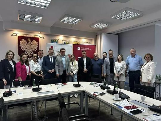 W Urzędzie Miejskim w Gryficach odbyło się spotkanie „O BIZNESIE PRZY KAWIE"