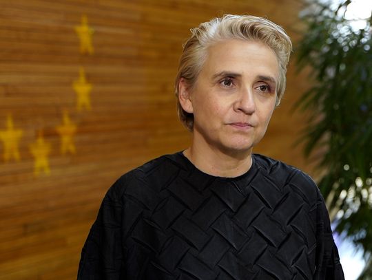 Większość Polaków sprzeciwia się wprowadzeniu euro. Problemem może być brak dobrej komunikacji