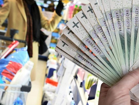 Wzrost cen znów przyspieszył. Przed świętami w sklepach jest sporo drożej niż przed rokiem