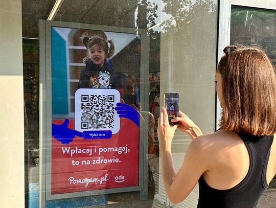 Żabka i Pomagam.pl łączą siły w promowaniu dobroczynności