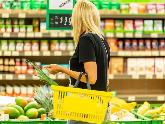 Złe wiadomości dla Polaków. Ceny w sklepach wciąż rosną. W czerwcu było o 5,8 proc. drożej niż w ub.r.