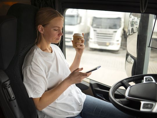 Zmiany w kulturze płatniczej przedsiębiorstw – nowe realia płatnicze w sektorze B2B i transporcie