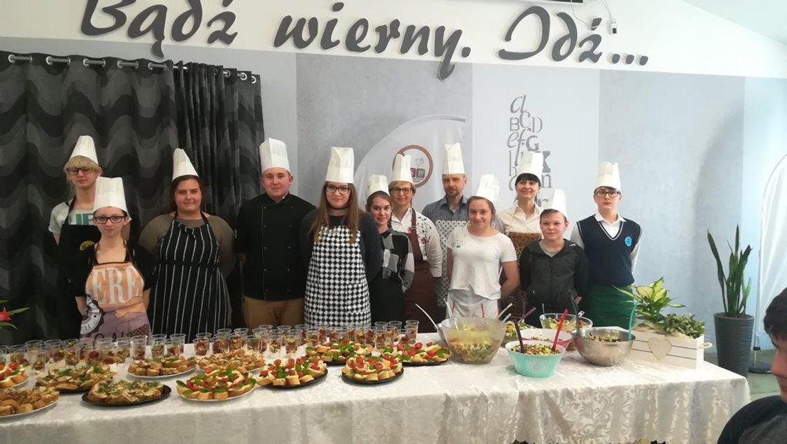 Akademia Kulinarna 2, czyli warsztaty z młodym Mistrzem Kuchni w trzebiatowskim „Herbercie”