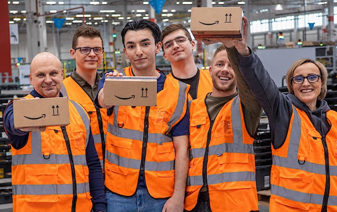 Amazon zatrudni ponad 10 000 pracowników sezonowych w swoich centrach logistycznych w Polsce na okres przedświąteczny