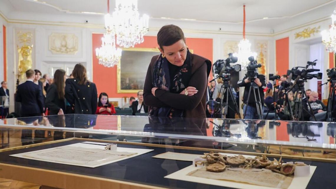 Bezcenne pergaminy relacji polsko-krzyżackich znów w Warszawie - pierwszy raz od 84 lat dostępne dla wszystkich. Wyjątkowa wystawa w Archiwum Głównym Akt Dawnych tylko przez trzy tygodnie