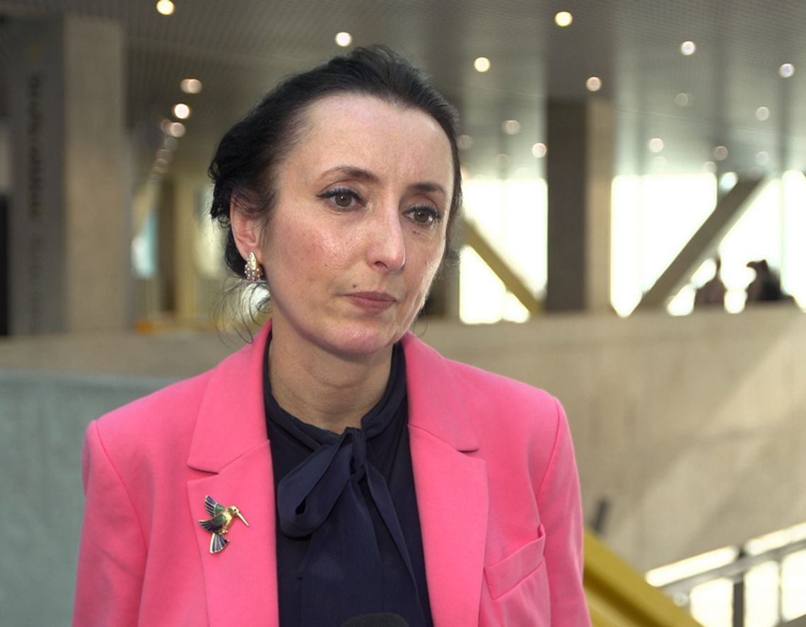 Brytyjski dyplom można zdobyć w Polsce. Studia w formacie ponadnarodowym zyskują na popularności